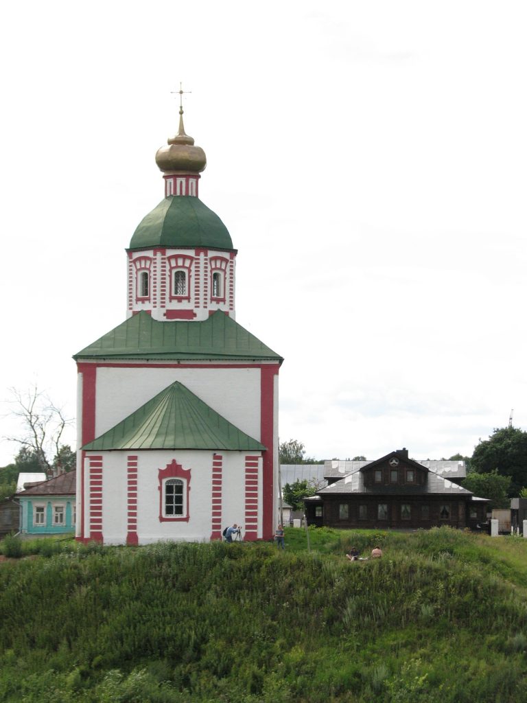 Ильинская церковь вблизи