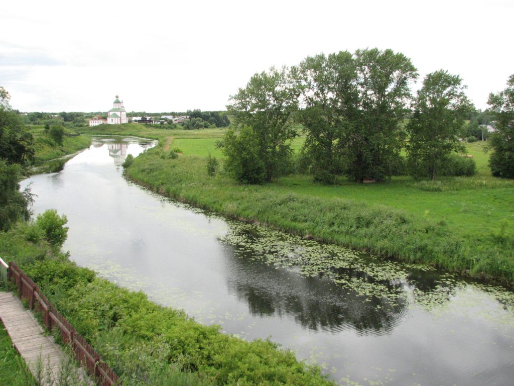 Ильинская церковь и река Каменка